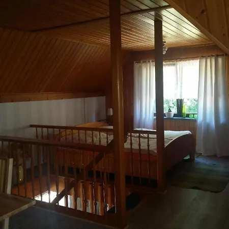 Ruhig Gelegenes Ferienhaus Mit Gemutlicher Terrasse Und Grillmoglichkeit *