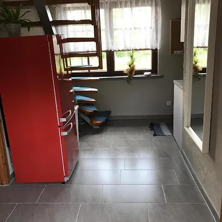Hébergement de vacances Ruhig Gelegenes Ferienhaus Mit Gemutlicher Terrasse Und Grillmoglichkeit Neustadt-Glewe